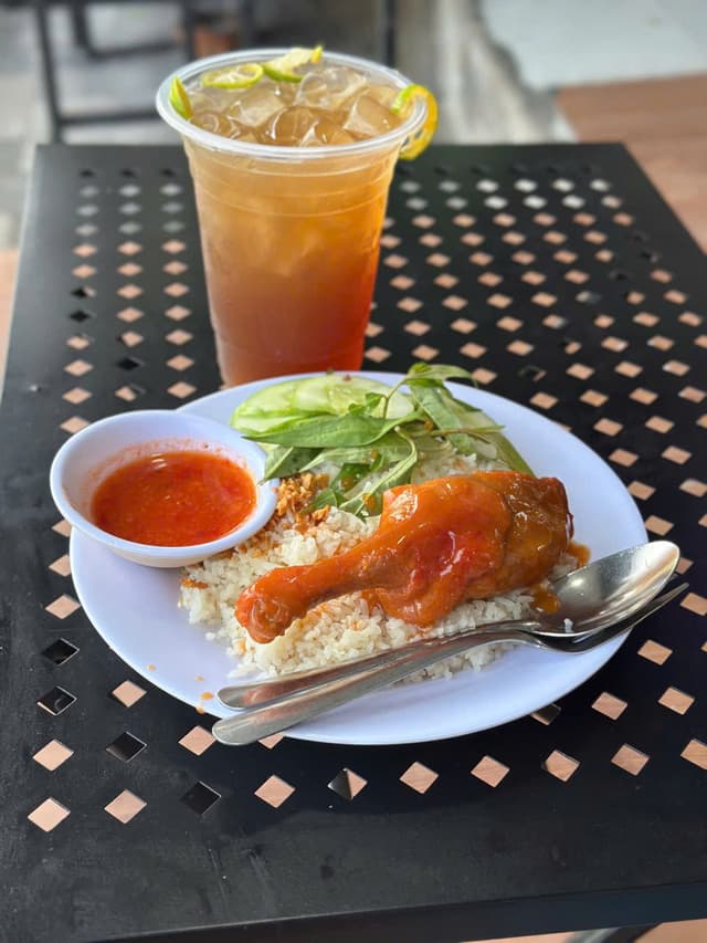 Cơm Vịt Rim cho học sinh và anh chị em văn phòng